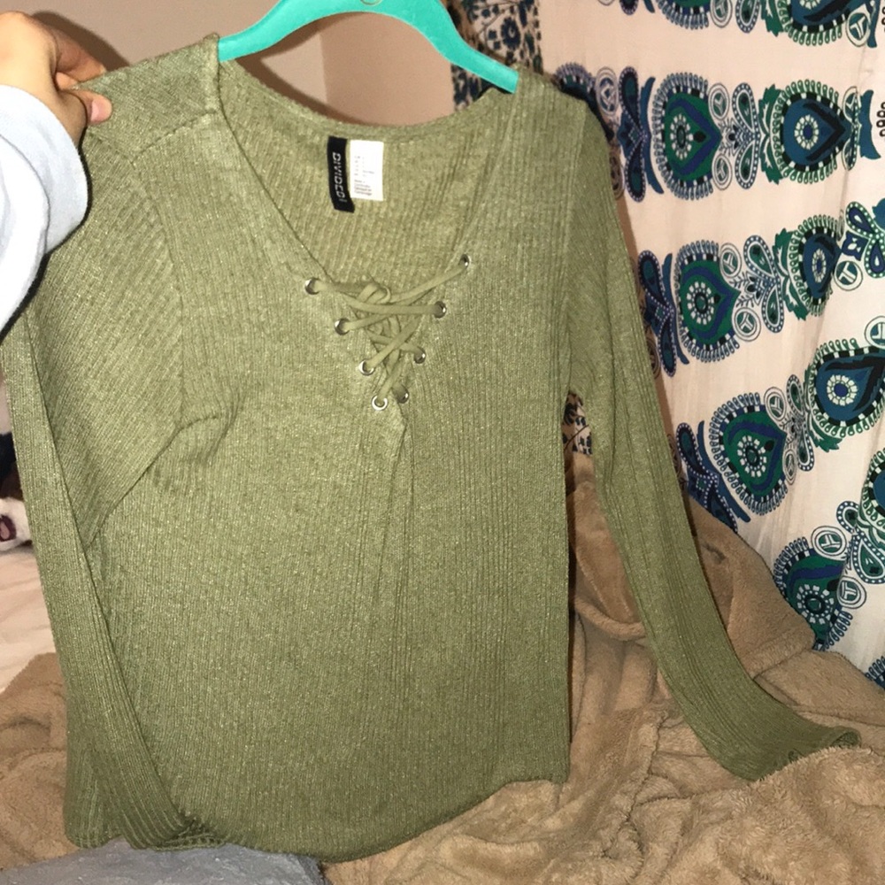 Laced up long sleeve